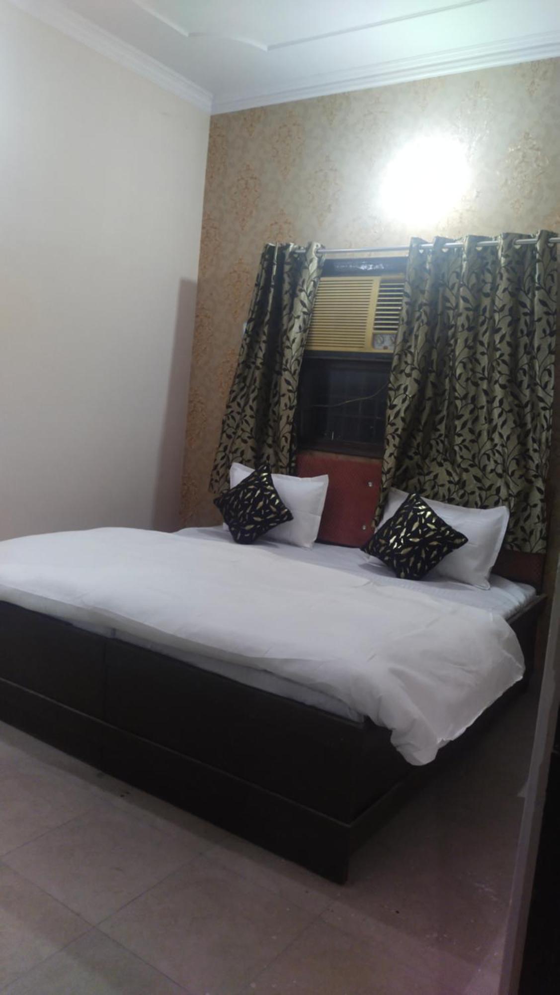 Hotel Dream Taj Family Rooms 200Mtr From Taj Mahal Agra  Kültér fotó